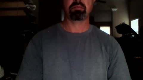 nvrenuff1979 online show from 02/12/26, 12:33