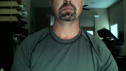 nvrenuff1979 online show from 02/27/26, 12:38