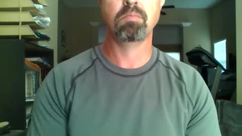 nvrenuff1979 online show from 04/08/26, 12:27