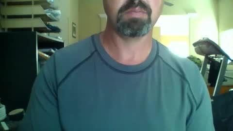 nvrenuff1979 online show from 04/14/26, 09:21