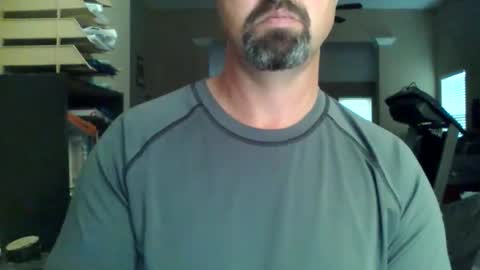 nvrenuff1979 online show from 04/16/26, 11:33