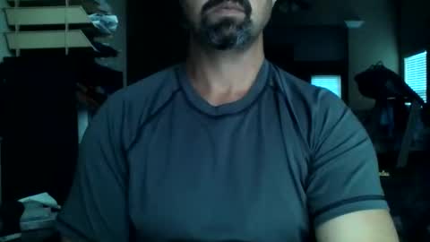 nvrenuff1979 online show from 05/25/26, 10:54