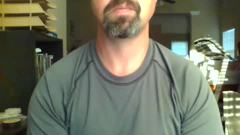 nvrenuff1979 online show from 06/10/26, 10:47
