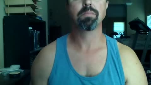 nvrenuff1979 online show from 06/12/26, 02:38