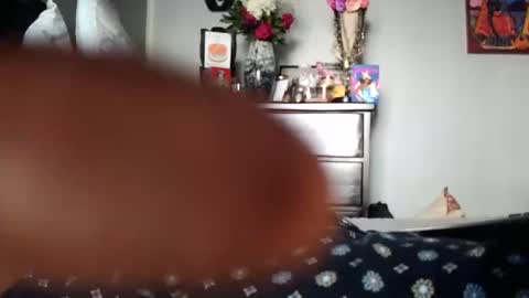 Snapshot of nyakuti chatting on 03/01/26, 10:45 KN online show from 03/01/26, 10:45