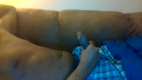 Snapshot of nycguy271 chatting on 12/14/25, 12:10 nycguy271 online show from 12/14/25, 12:10