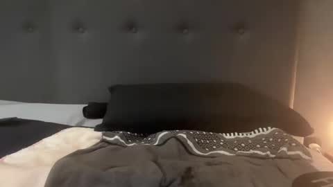 nykos69 online show from 10/22/25, 09:25