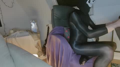 Nyl0nnickb0y online show from 02/13/26, 09:55