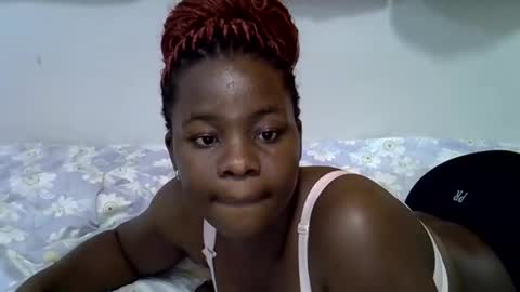 Snapshot of nyla_shal chatting on 01/11/26, 02:33 Shalvin online show from 01/11/26, 02:33