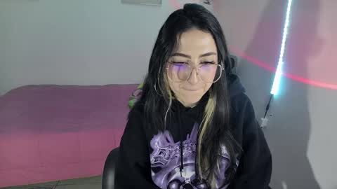 Snapshot of nymph_frida chatting on 01/31/25, 06:57 Frida online show from 01/31/25, 06:57