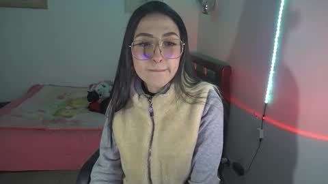 Snapshot of nymph_frida chatting on 11/12/25, 08:48 Frida online show from 11/12/25, 08:48