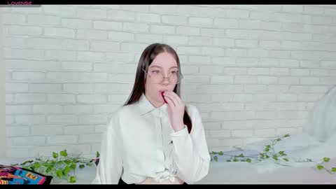 Kat online show from 01/08/26, 04:53