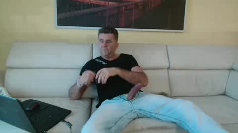 Snapshot of nymphomanboy chatting on 01/04/25, 07:13 Marc online show from 01/04/25, 07:13