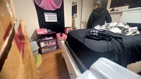 Snapshot of nymphomaticbaby chatting on 12/03/25, 01:35 nymphomaticbaby online show from 12/03/25, 01:35