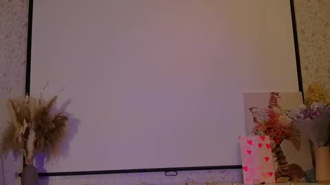 nyra_thira online show from 03/21/26, 12:54