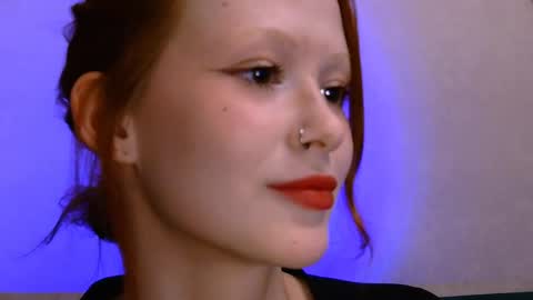 nyra_thira online show from 04/23/26, 05:59