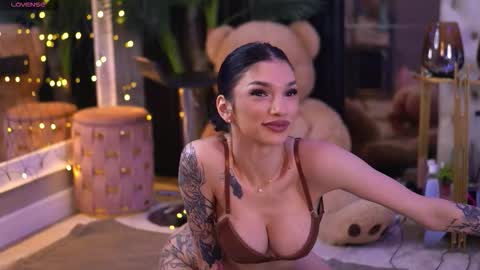 Nyssa online show from 01/16/26, 06:45