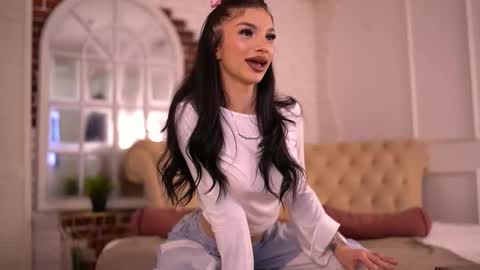 Nyssa online show from 02/16/26, 06:15