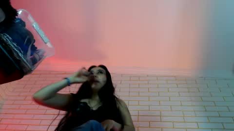 Snapshot of nyx1126 chatting on 04/11/26, 11:47 nyx1126 online show from 04/11/26, 11:47