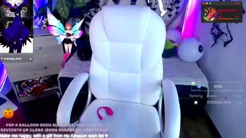 Alex   .    online show from 11/01/25, 12:34