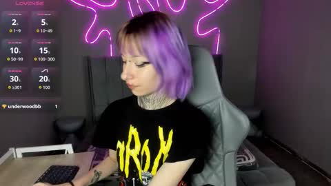 Snapshot of nyx_dolll chatting on 11/12/25, 07:57 Nyx Doll online show from 11/12/25, 07:57