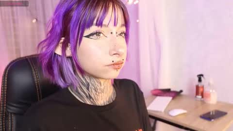 Snapshot of nyx_dolll chatting on 11/27/25, 04:58 Nyx Doll online show from 11/27/25, 04:58