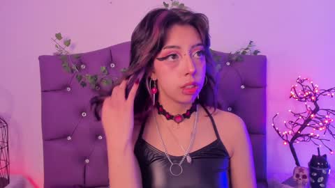   online show from 12/03/24, 11:01