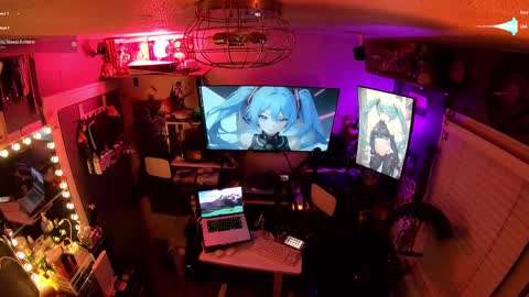 Snapshot of nyxraven chatting on 02/16/25, 02:42 NyxRaven online show from 02/16/25, 02:42