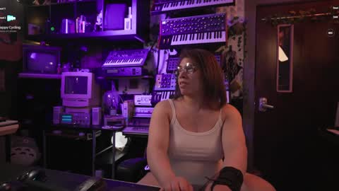 Snapshot of nyxraven chatting on 02/28/25, 01:58 NyxRaven online show from 02/28/25, 01:58