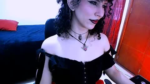 Nyxxei online show from 04/10/26, 09:19