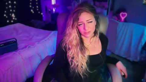 nyxxen online show from 04/11/26, 12:37