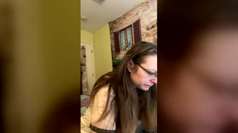 Snapshot of o0heaven0o chatting on 01/05/26, 11:19 VegasGirl online show from 01/05/26, 11:19