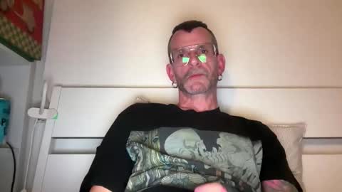 Snapshot of o_johnny_deep_o chatting on 02/23/26, 09:23 Jonathan Deep online show from 02/23/26, 09:23