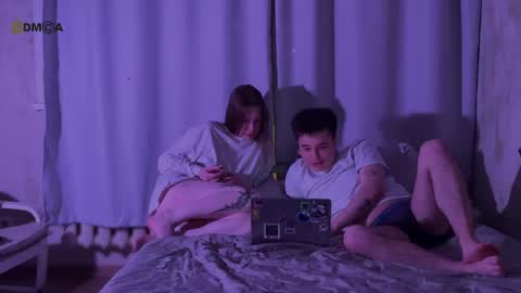 Snapshot of oakpatch chatting on 04/13/26, 05:18 miki online show from 04/13/26, 05:18