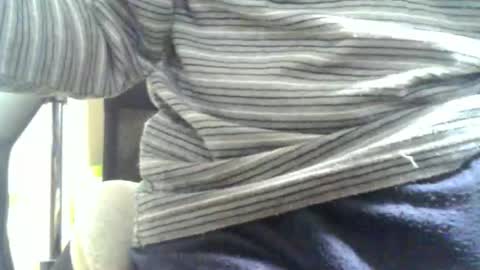 obahiro823844 online show from 09/29/25, 12:32