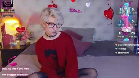 Moonlight online show from 02/11/25, 07:27