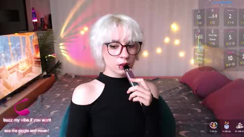 Moonlight online show from 12/04/25, 08:45