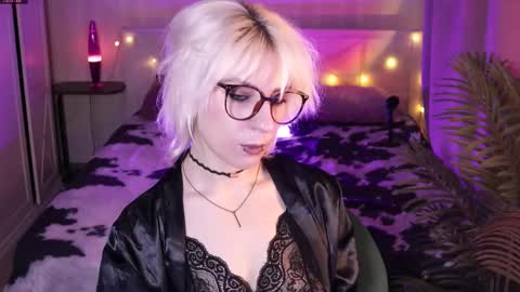 Moonlight online show from 03/01/26, 08:05