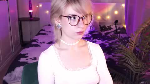 Moonlight online show from 03/26/26, 08:31