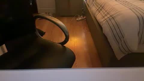 obiwand653040 online show from 10/23/25, 06:02