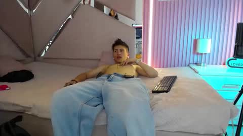 oblivionlove online show from 12/17/25, 06:36