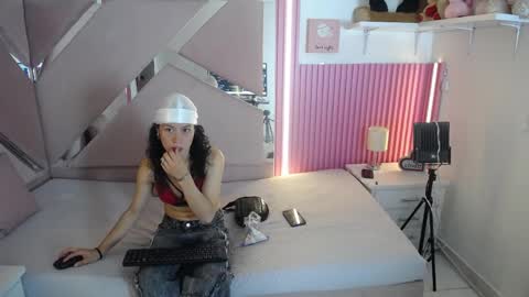 oblivionlove online show from 05/19/26, 09:21