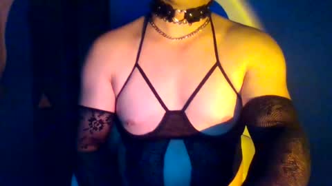 Snapshot of obscuraboy chatting on 06/28/26, 10:27 Doxy online show from 06/28/26, 10:27
