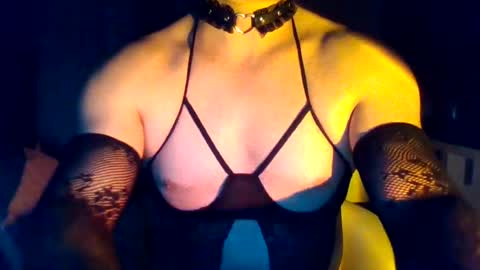 Snapshot of obscuraboy chatting on 07/14/26, 11:54 Doxy online show from 07/14/26, 11:54