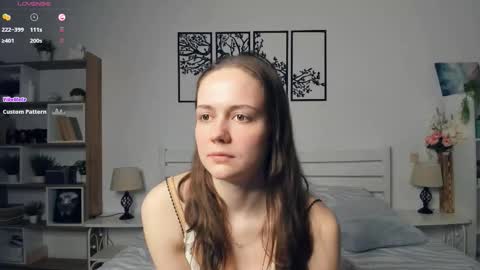 Snapshot of obsidiva chatting on 02/03/26, 08:25 Elis online show from 02/03/26, 08:25