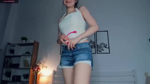 Snapshot of obsidiva chatting on 02/20/26, 08:20 Elis online show from 02/20/26, 08:20