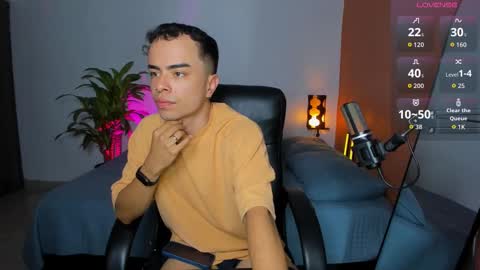 Snapshot of obzidyan chatting on 09/08/25, 05:23 Obzidyan online show from 09/08/25, 05:23