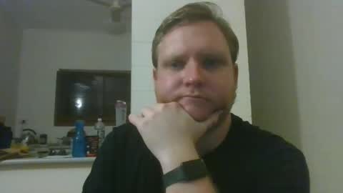 Snapshot of occios chatting on 04/03/26, 01:53 Robert online show from 04/03/26, 01:53