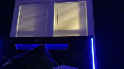 Oceandiver3000 online show from 10/09/25, 06:11