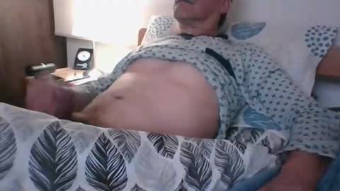 ocorrea online show from 11/10/25, 03:27